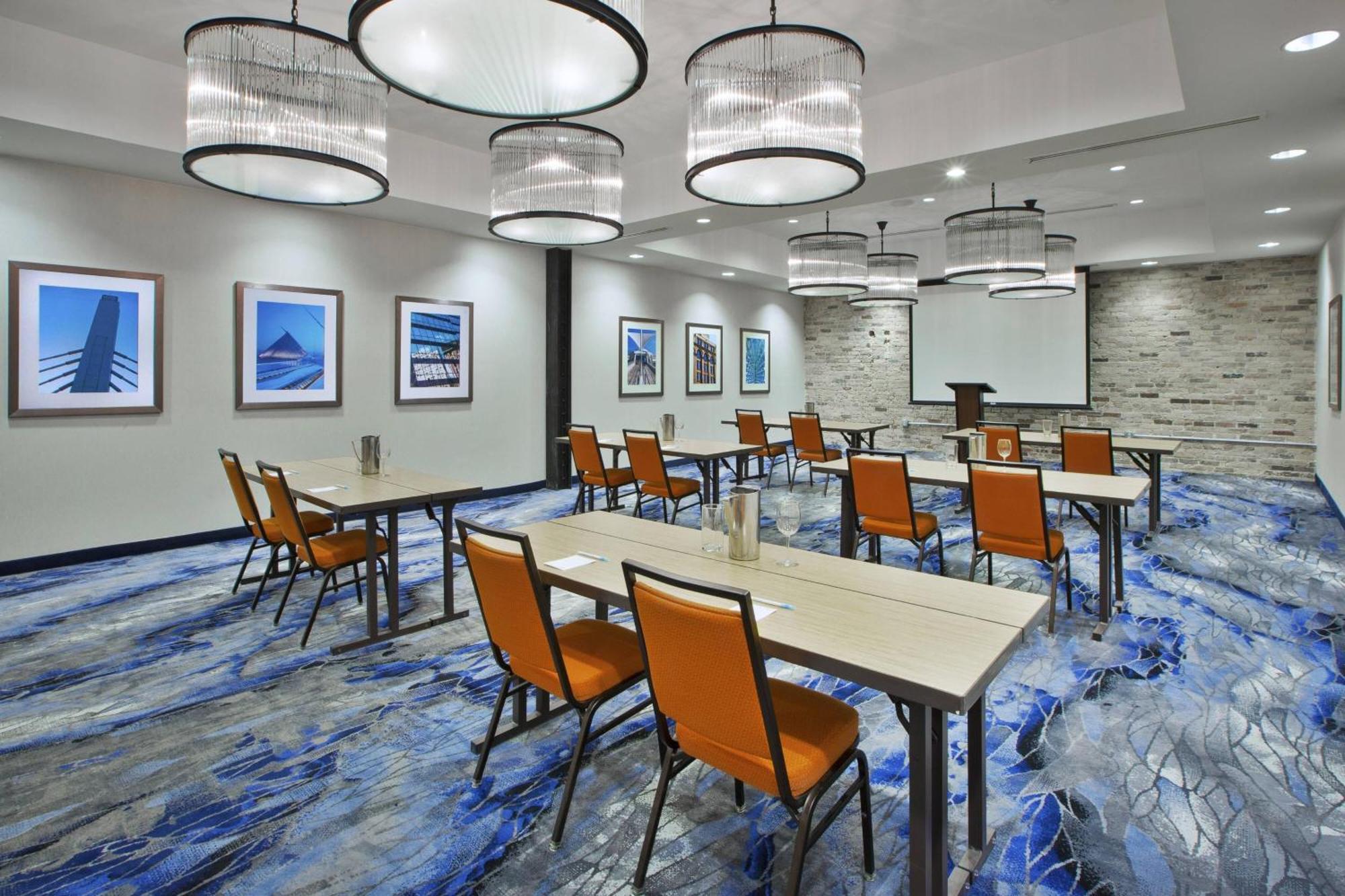 Fairfield Inn & Suites By Marriott Milwaukee Downtown Extérieur photo
