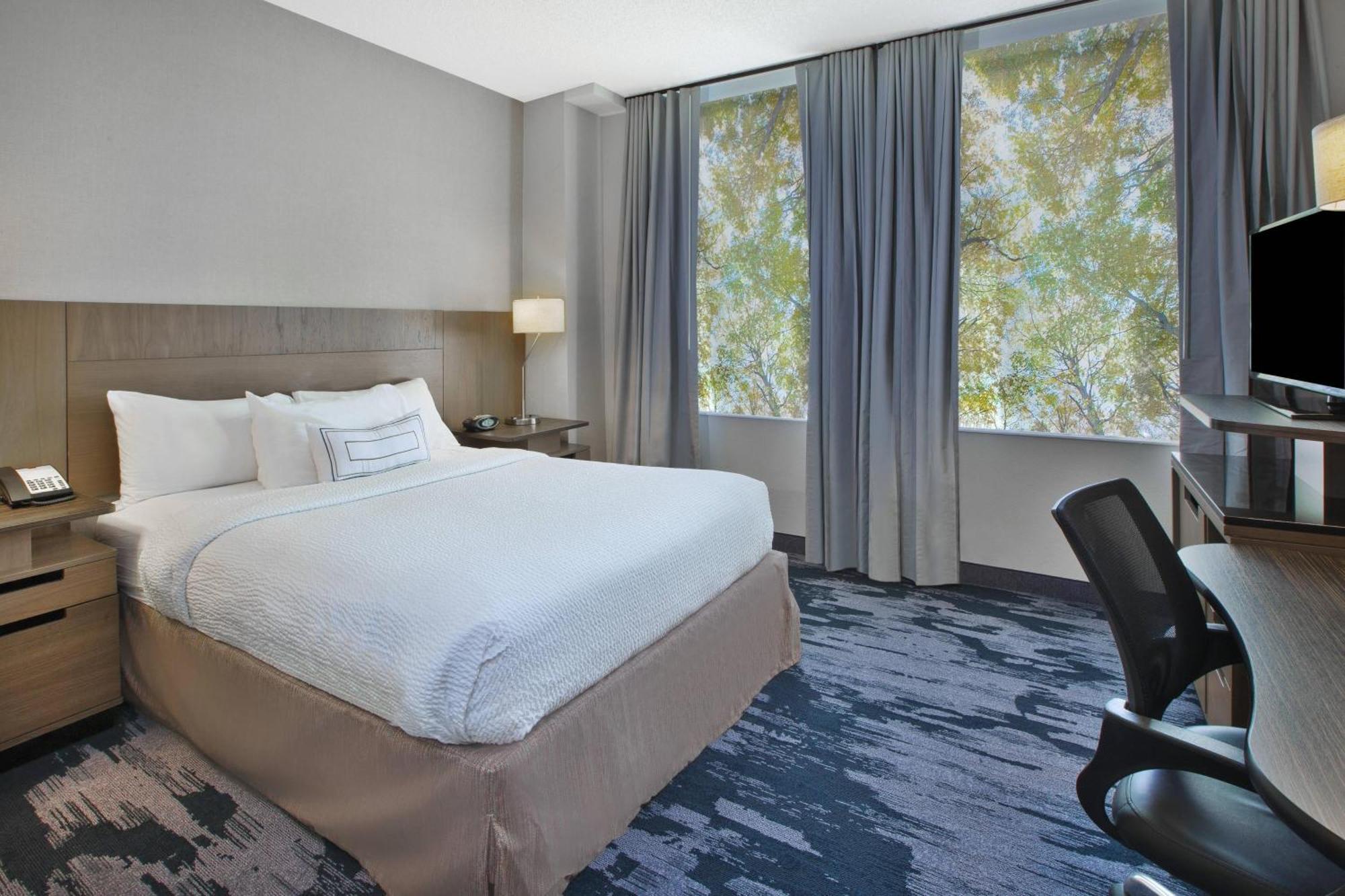 Fairfield Inn & Suites By Marriott Milwaukee Downtown Extérieur photo