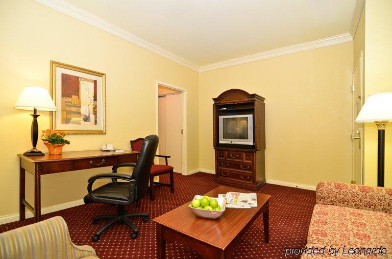 Fairfield Inn & Suites By Marriott Milwaukee Downtown Chambre photo