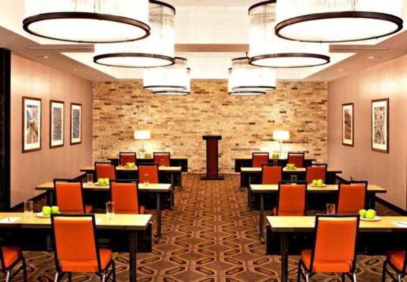Fairfield Inn & Suites By Marriott Milwaukee Downtown Extérieur photo