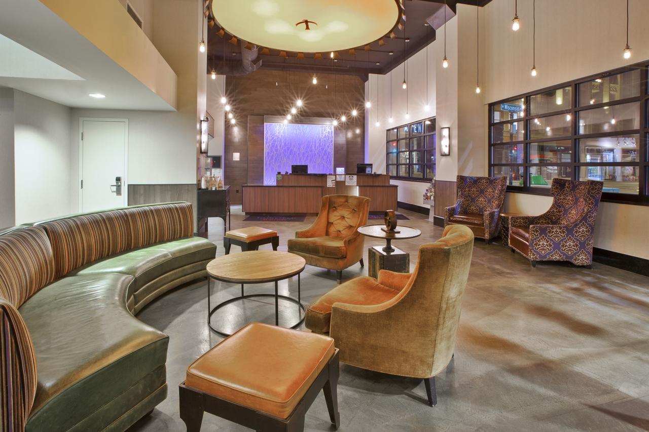Fairfield Inn & Suites By Marriott Milwaukee Downtown Extérieur photo