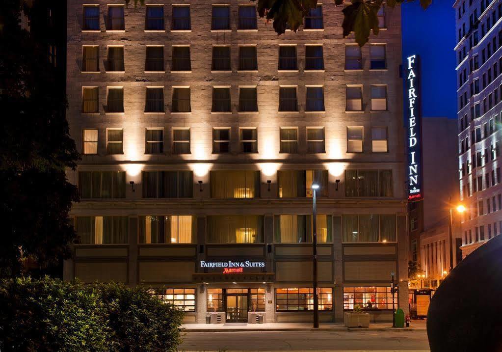 Fairfield Inn & Suites By Marriott Milwaukee Downtown Extérieur photo