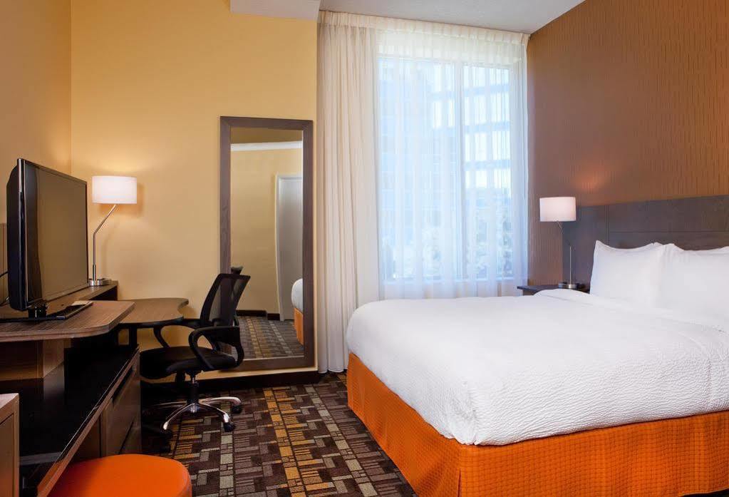 Fairfield Inn & Suites By Marriott Milwaukee Downtown Extérieur photo